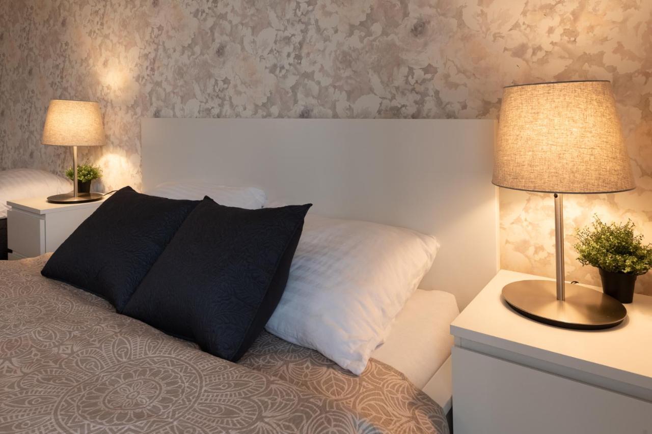 Luxury Apartment In Prime Location プラハ エクステリア 写真